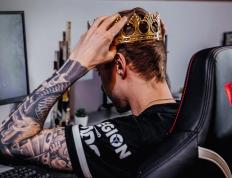 PG电子官网-关于RGE险胜FLY，Meiko2关键制胜的信息