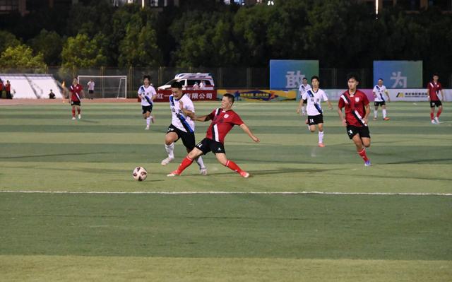 PG电子试玩-体育项目激烈比拼，赛场情绪高涨