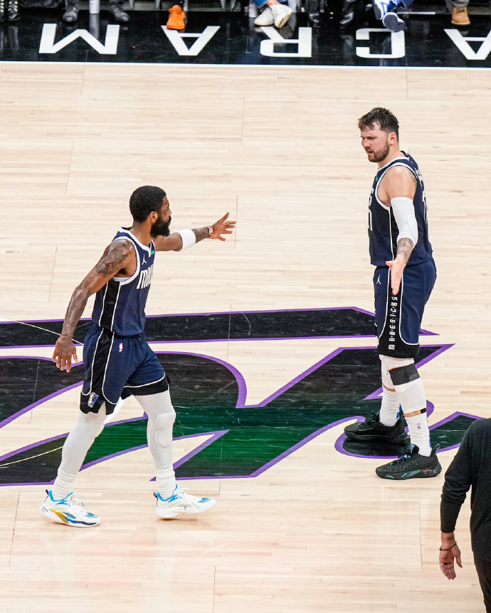 PG中国登录入口-独行侠完胜火箭，鹈鹕惨遭尼克斯逆转